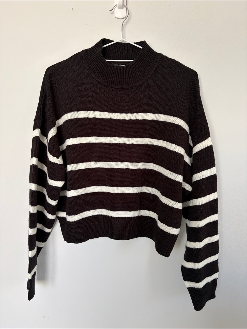 H&M Black & White Striped Mock Neck Sweater
